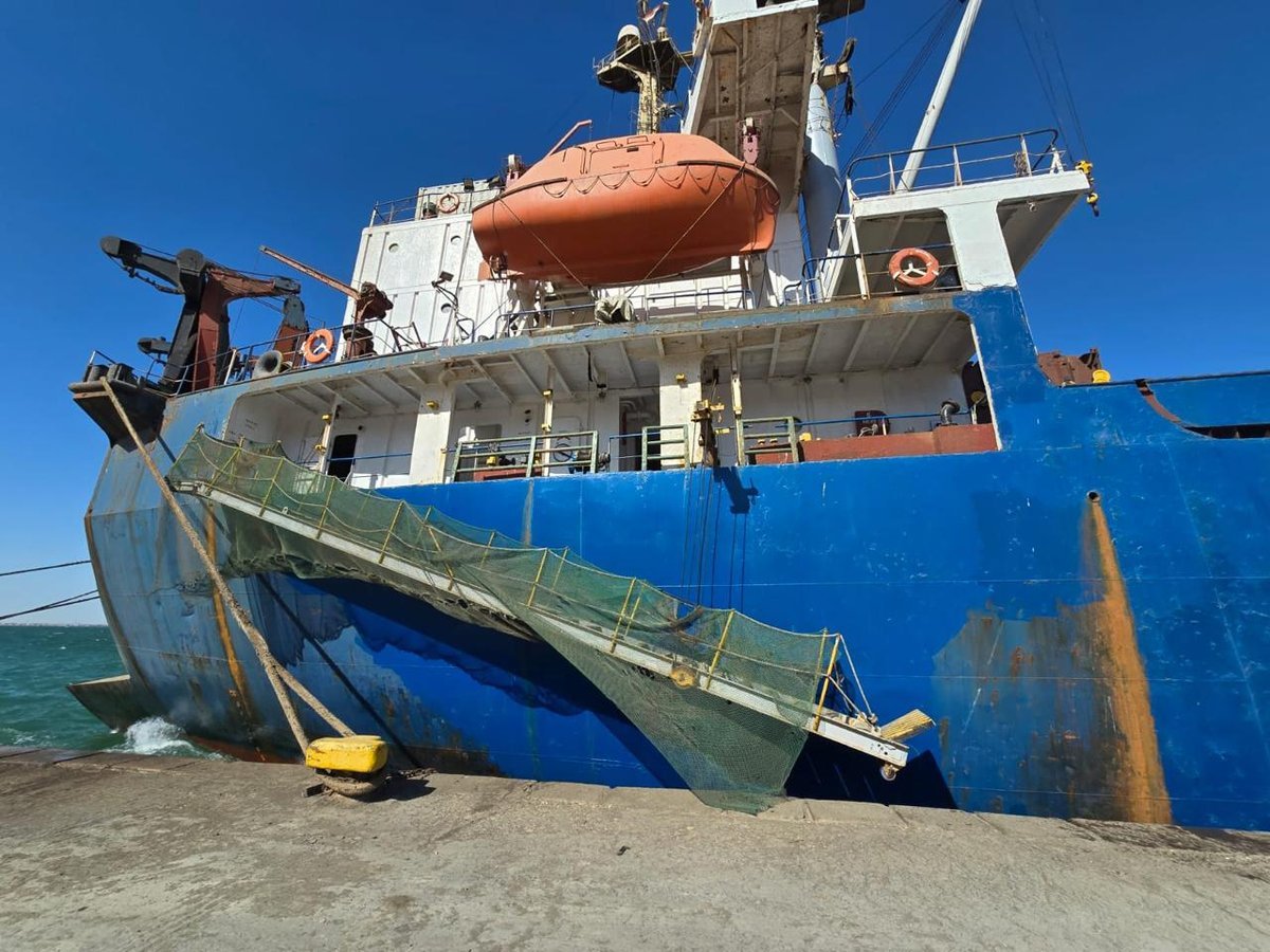 Vessel hull showing visible condition and corrosion during survey
